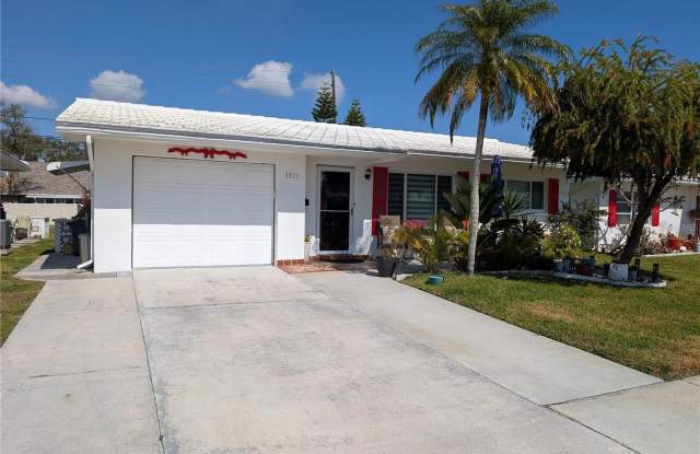 3833 101ST TERRACE N photos photos 3833 101ST TERRACE N photos photos