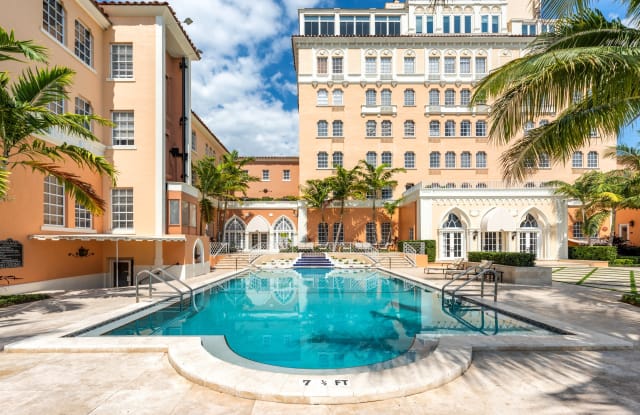 The Mirasol Gallery 3