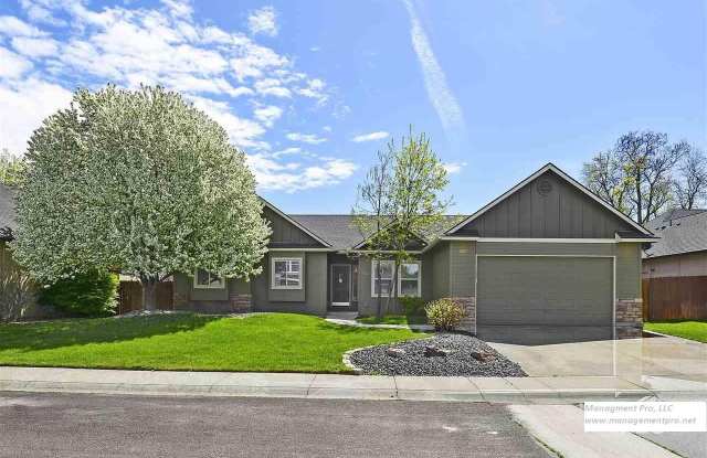 Immaculate and updated single level in Eagle! - 1024 South Eagle Rock Place, Eagle, ID 83616