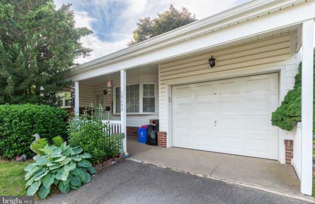 13032 WORTHINGTON Road photos photos