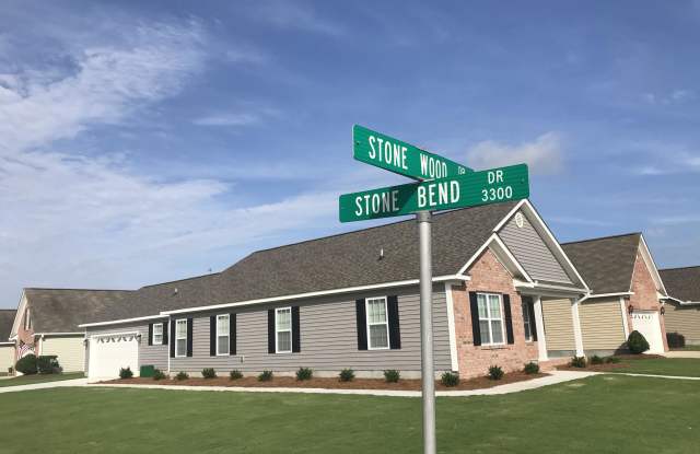 1701 Stone Wood Drive Gallery 4