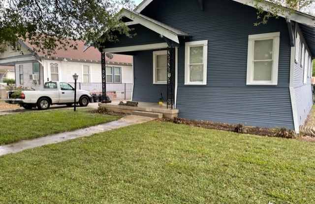 736 Hammond Ave - 736 Hammond Avenue, San Antonio, TX 78210