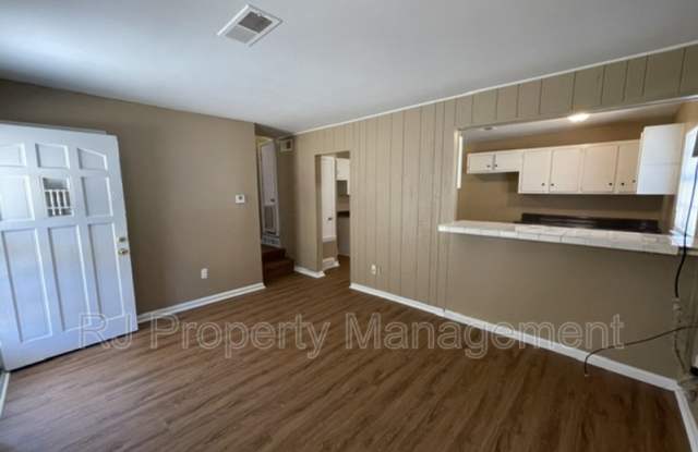 4583 Range Line Rd Gallery 3