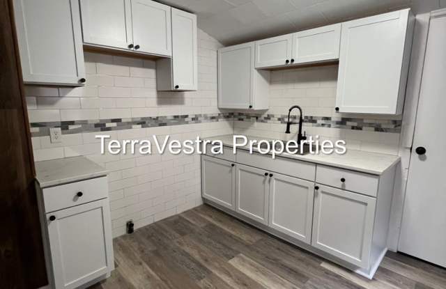 Great 3 Bed with a bonus room in Salem! Eligible for $500 Security Deposit. photos photos Great 3 Bed with a bonus room in Salem! Eligible for $500 Security Deposit. photos photos