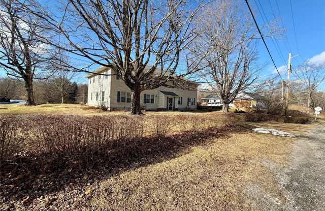 375 Route 292 unit: 2 photos photos