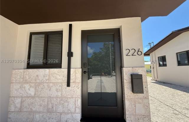 226 Hispanola Rd Gallery 2