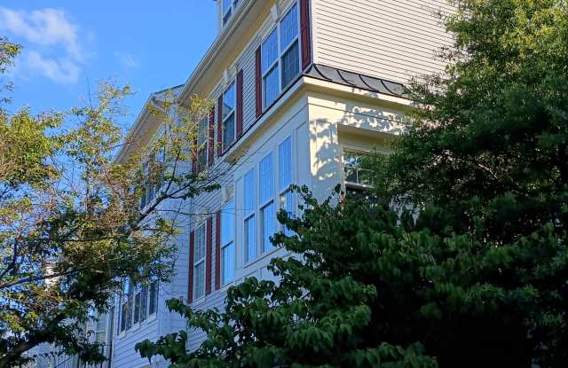 2039 Capstone Cir - 2039 Capstone Circle, Fairfax County, VA 20170