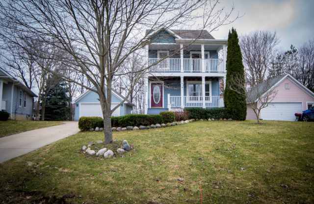 484 Waverly Commons photos photos