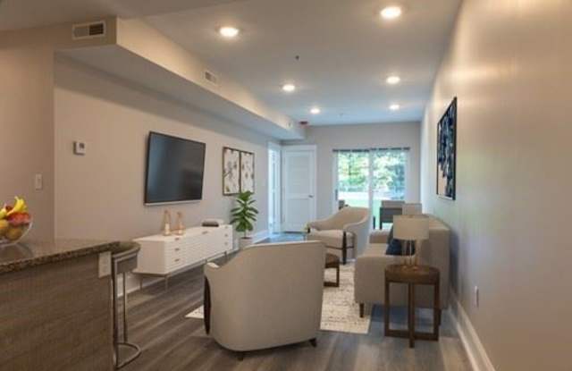 350 Pleasant St 201 Gallery 2