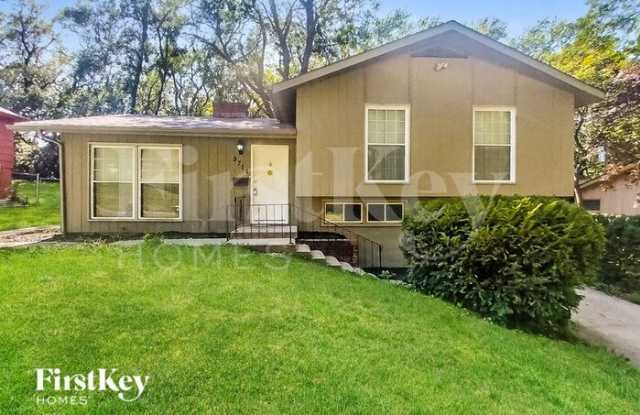 9714 Bennington Avenue photos photos