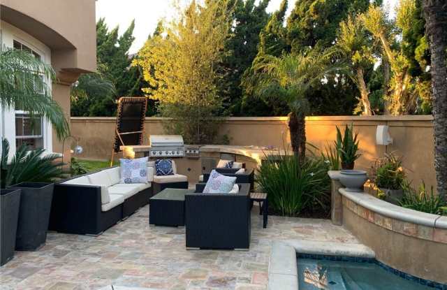 5722 Ocean Vista Drive Gallery 2