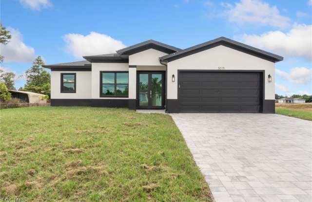 3015 3rd Street SW photos photos