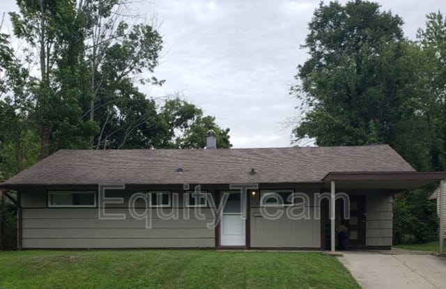 8636 Bobolink Drive - 8636 Bobolink Drive, Finneytown, OH 45231
