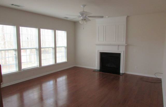 10874 River Oaks Drive NW Gallery 3