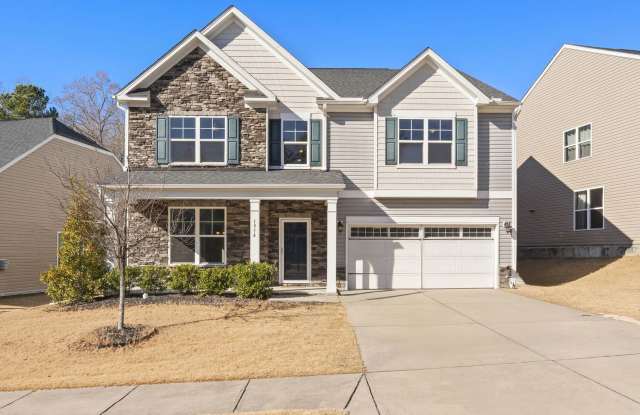 Available Now! 5 Bedroom, 3 Bath with Fenced In Backyard photos photos