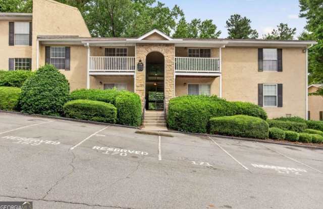3140 Seven Pines CT 106 Gallery 2
