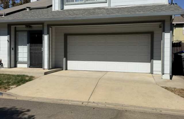 837 Gazebo Lane Gallery 1