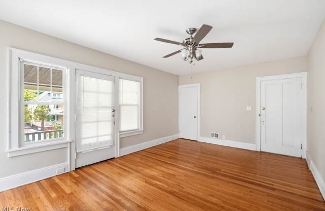 3423 Beechwood Avenue Gallery 3