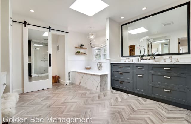 1048 Stearns Drive - 1048 Stearns Drive, Los Angeles, CA 90035