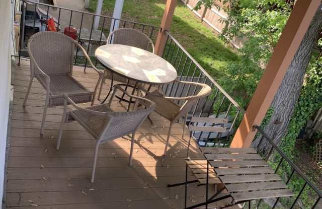 Huge 5 bed In Davis Square photos photos