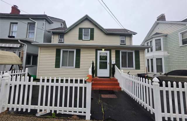 22 Westside Avenue photos photos