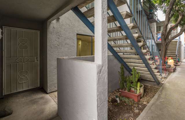 1463 Essex Street #2 - 1 Gallery 2