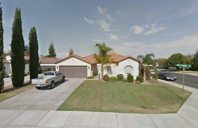 Single Family home in West Bakersfield photos photos