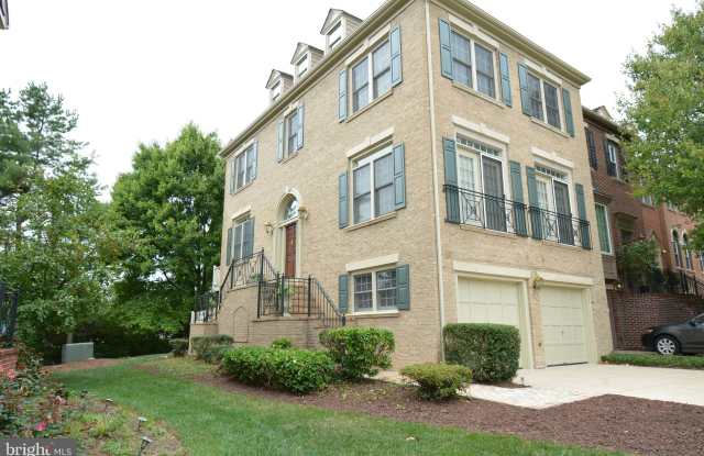6327 BARCROFT MEWS DRIVE Gallery 2
