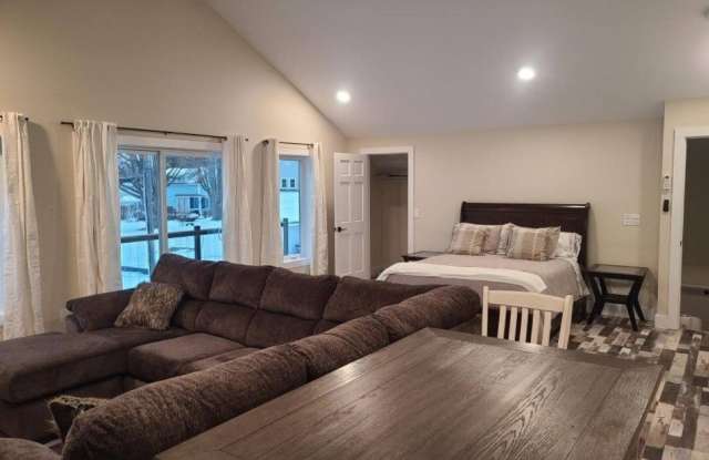 14669 Fancher Avenue Gallery 2