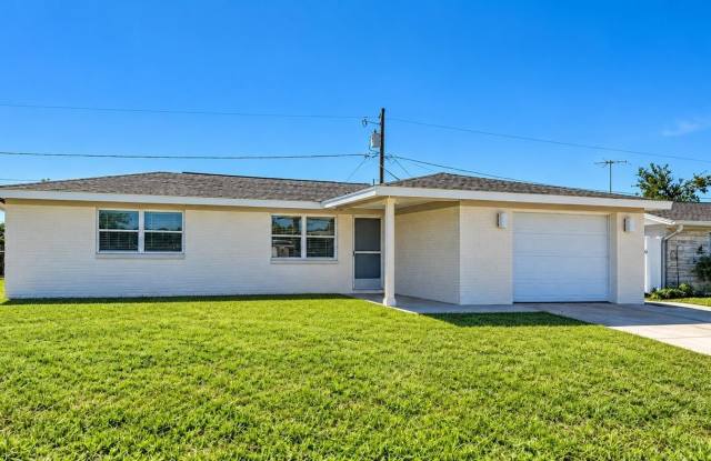 3838 BEECHWOOD Drive Gallery 1