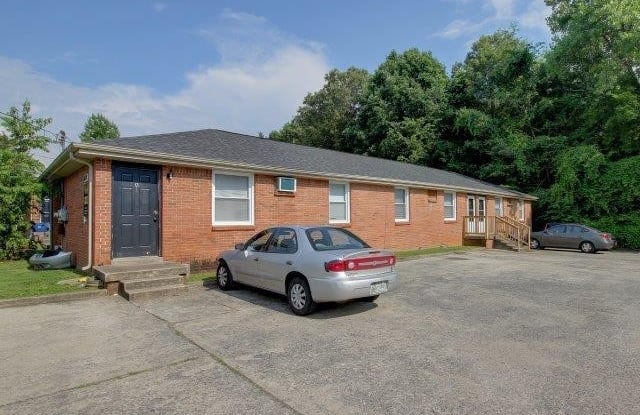 1434 McCan Drive #B - 1434 Mccan Drive, Clarksville, TN 37043