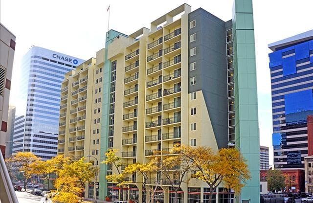 Skyline 1801 Gallery 3