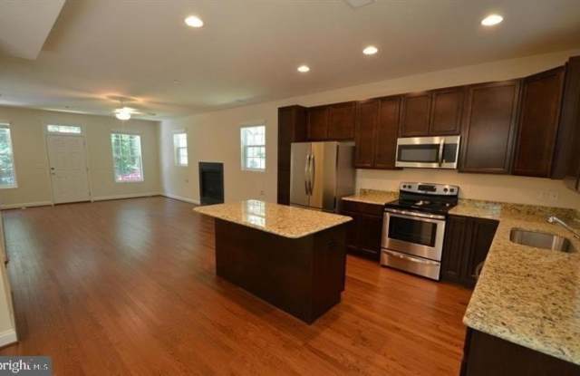 5917 SNEED Drive Gallery 3