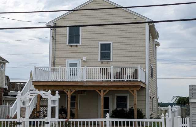 279 Portsmouth Avenue photos photos