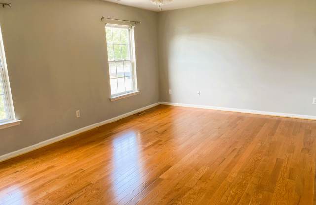 3030 Barrymore Street photos photos