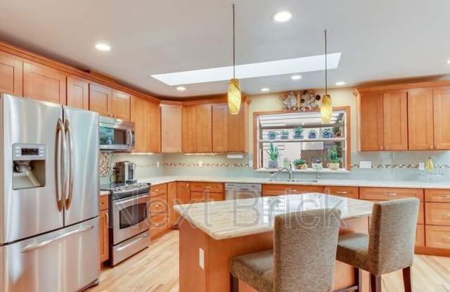 12629 NE 107th Place Gallery 2