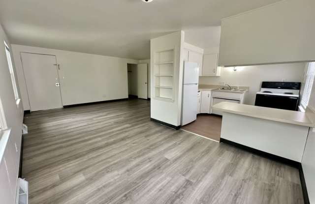 1095 Gillingham Road - B Gallery 4