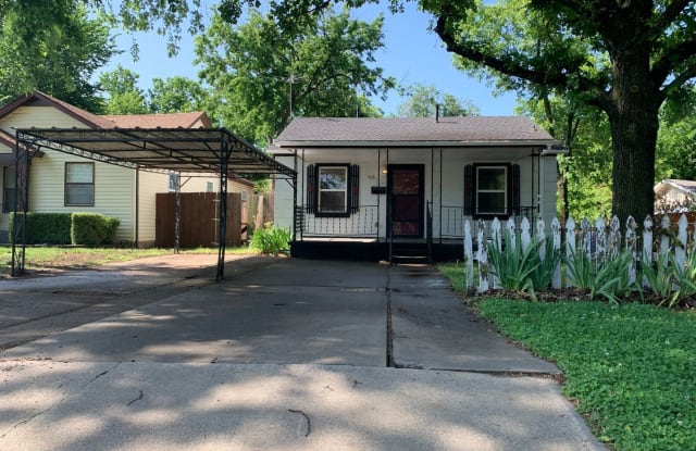 508 Kansas St - 508 Kansas Street, Norman, OK 73069