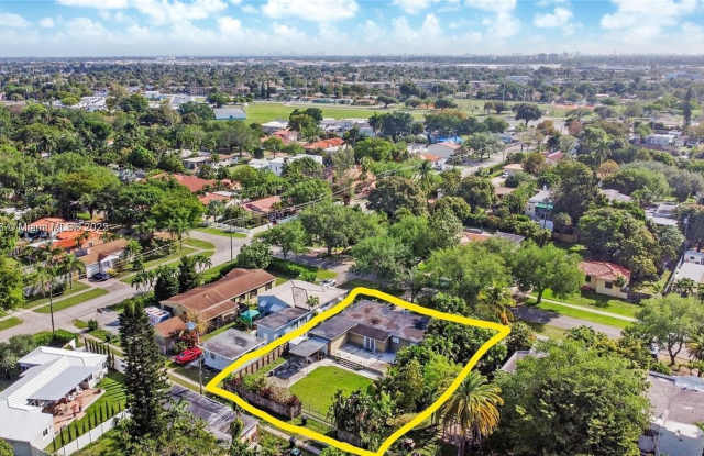 516 La Villa Dr photos photos