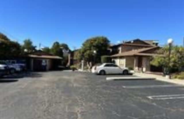 1420 Woodside Drive, #B photos photos 1420 Woodside Drive, #B photos photos