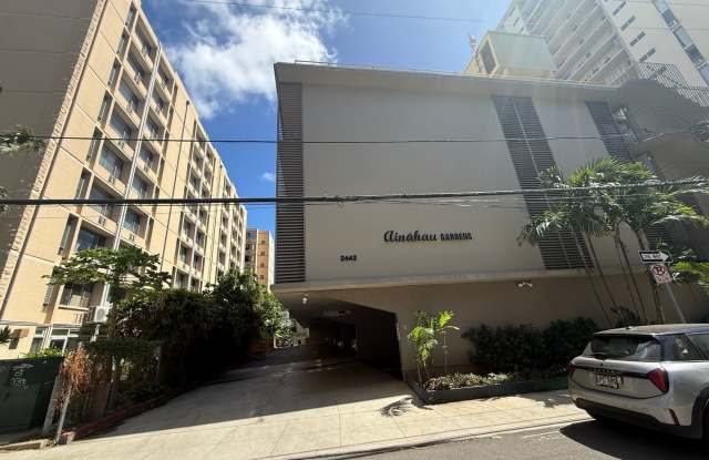 Ainahau Gardens furnished studio w/parking in Waikiki available now! Gallery 1