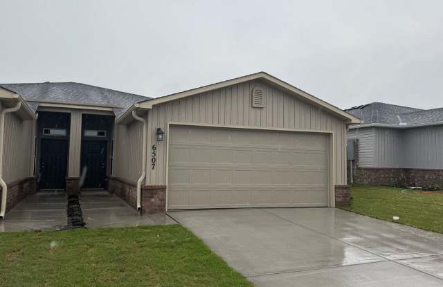 6507 NW Vandergriff St photos photos