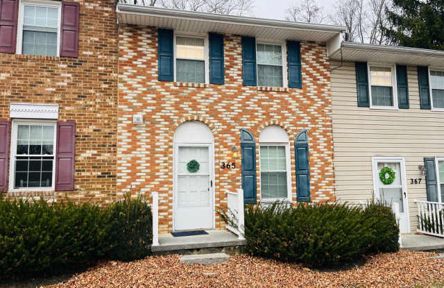 2 Bedroom, 1.5 Bath Townhouse photos photos