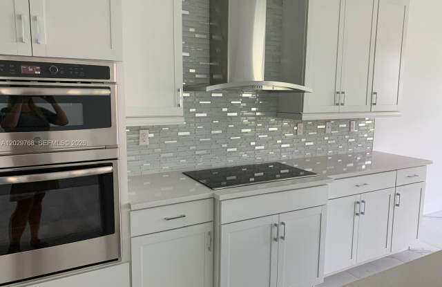 3990 Pelicano Way, Deerfield Beach, FL 33064 photos photos