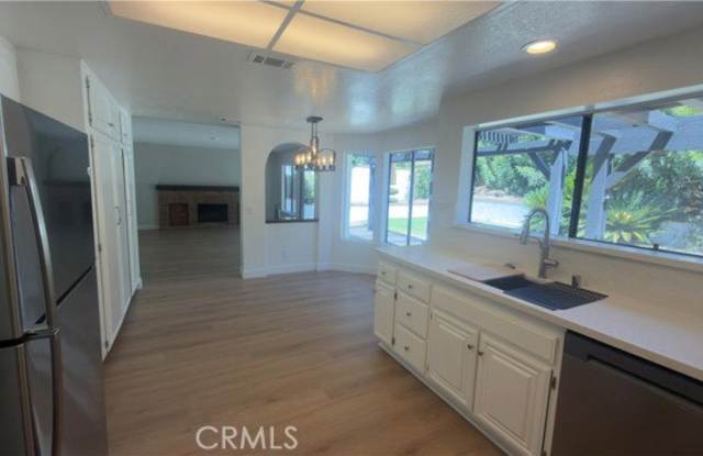 24901 Zumaya Court Gallery 4