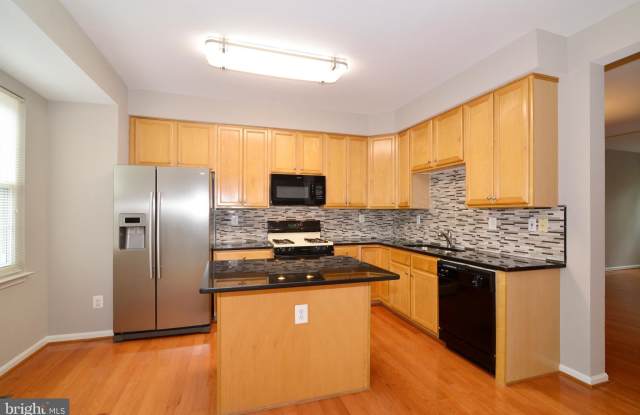 2516 ISHAM RANDOLPH DRIVE Gallery 3