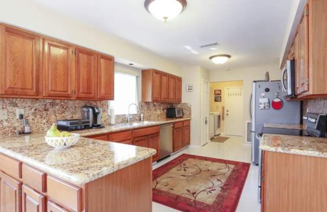 10716 Greentrail Drive S, Boynton Beach, FL 33436 - 10716 Greentrail Drive South, Palm Beach County, FL 33436