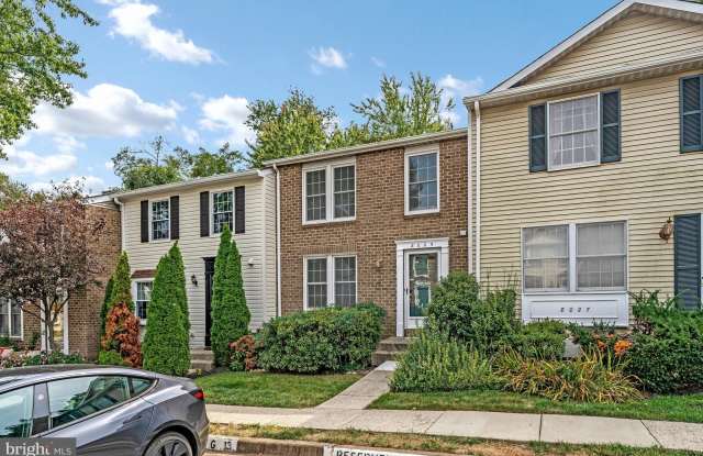 8025 TYSON OAKS Circle Gallery 2