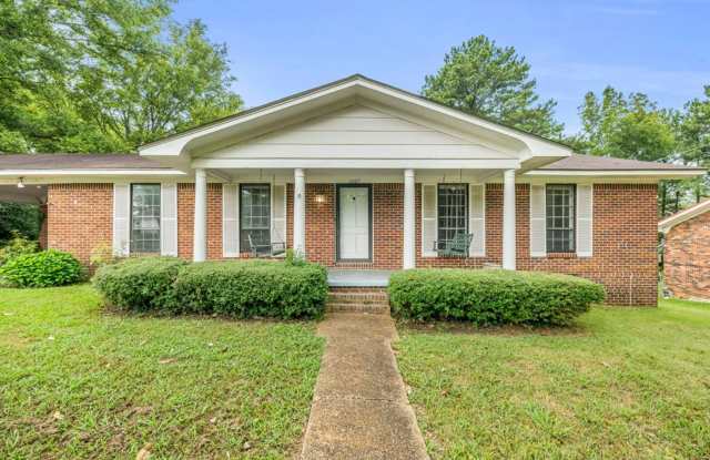 Renovated 4 Bedroom 2 Bath Home for Rent!! photos photos