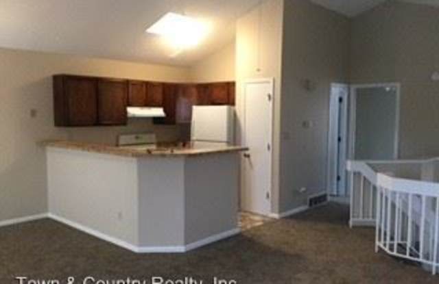 835 Greenbrier Gallery 3